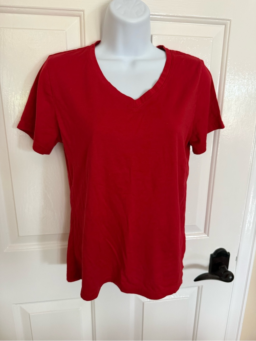 Women's Red V-Neck Short Sleeve T-Shirt Time & Tru brand S